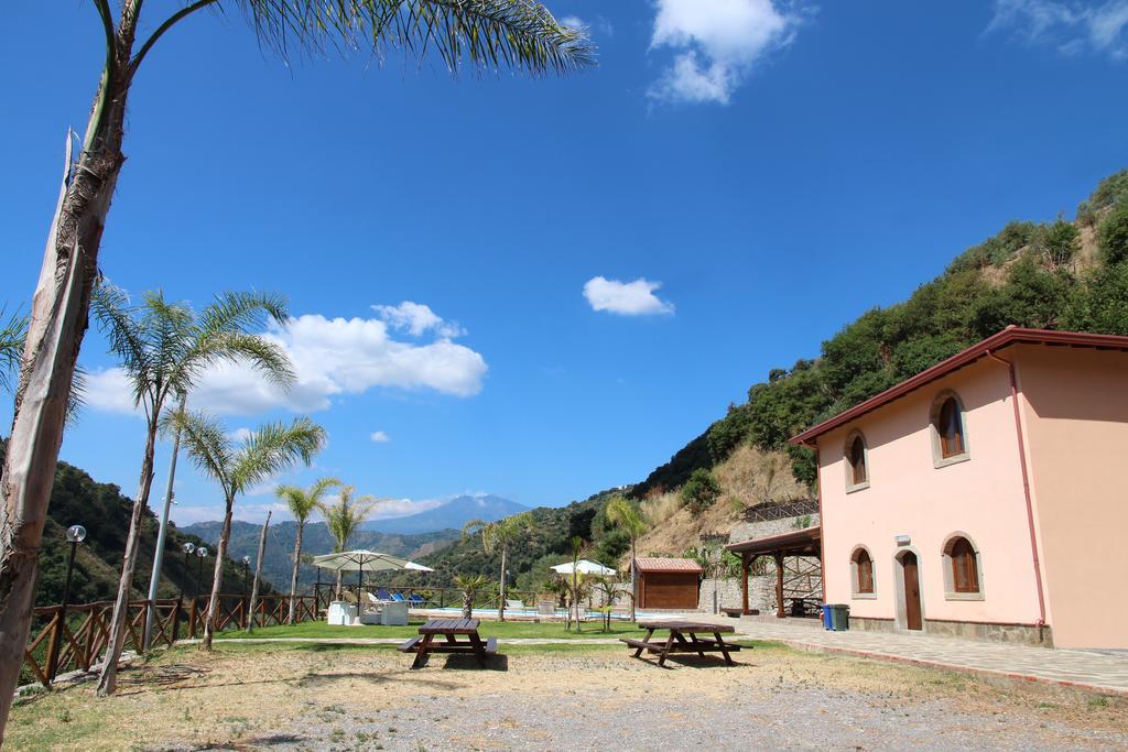 Profetina Village Motta Camastra Екстериор снимка