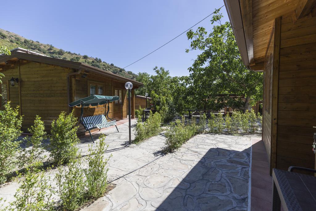 Profetina Village Motta Camastra Екстериор снимка