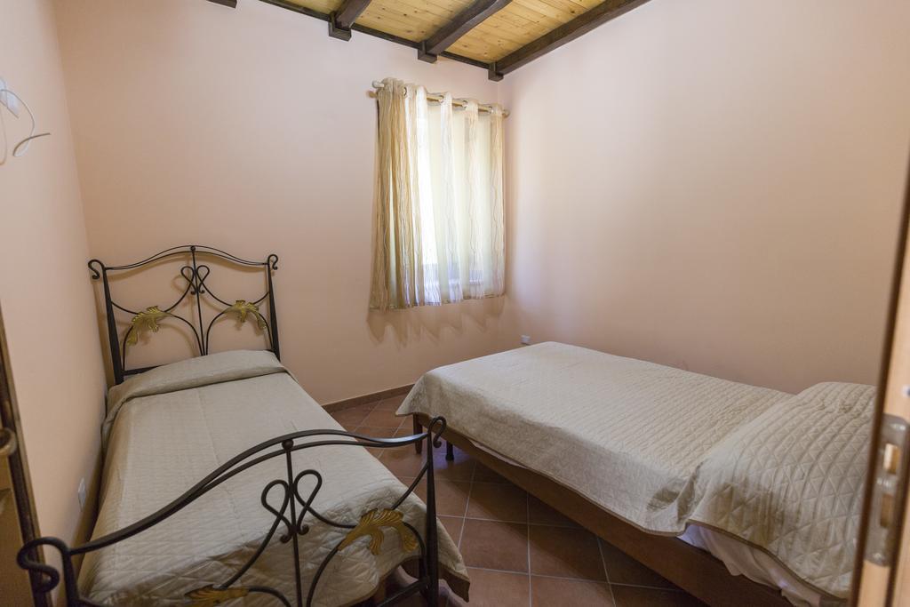 Profetina Village Motta Camastra Екстериор снимка