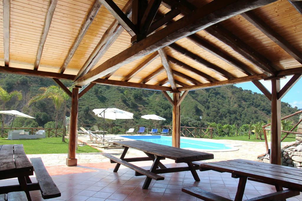 Profetina Village Motta Camastra Екстериор снимка